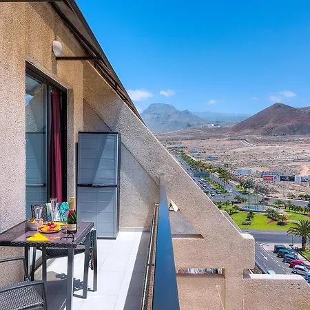 Modern Cristianos Center Apartmán