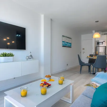 Modern Cristianos Center Apartmán *