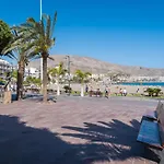 Modern Cristianos Center Los Cristianos (Tenerife)