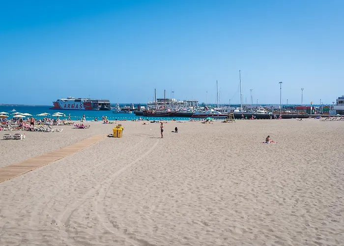 Modern Cristianos Center * 洛斯克里斯蒂亚诺斯