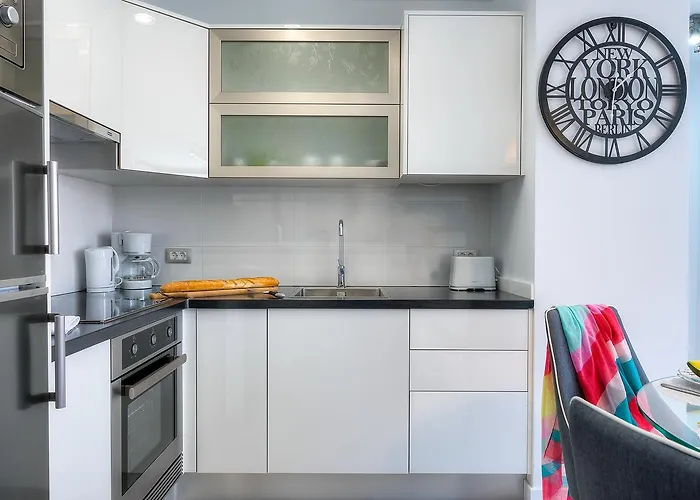 公寓 Modern Cristianos Center