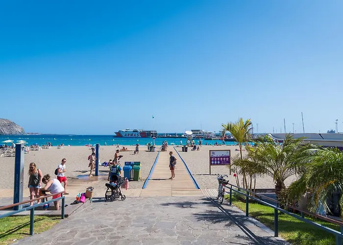 Modern Cristianos Center