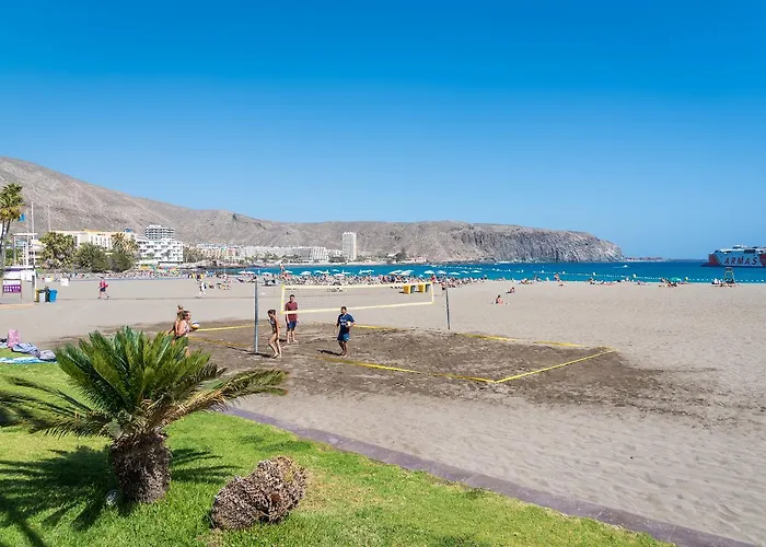 Modern Cristianos Center Apartman *