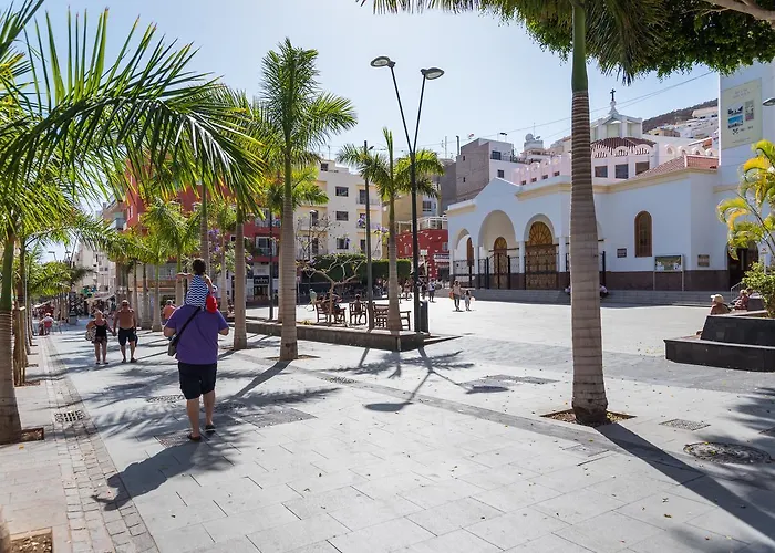 Modern Cristianos Center Apartmán