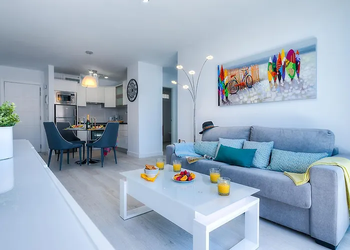 Modern Cristianos Center *