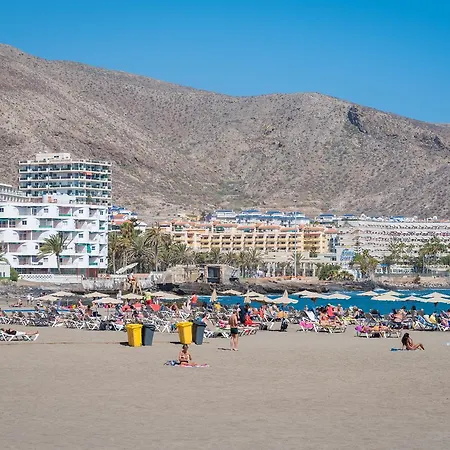 Modern Cristianos Center * Los Cristianos (Tenerife)