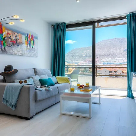 Modern Cristianos Center