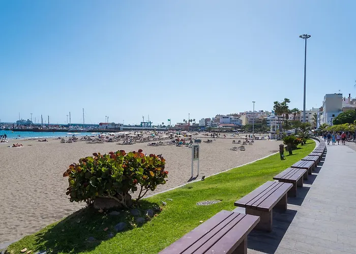 Modern Cristianos Center *