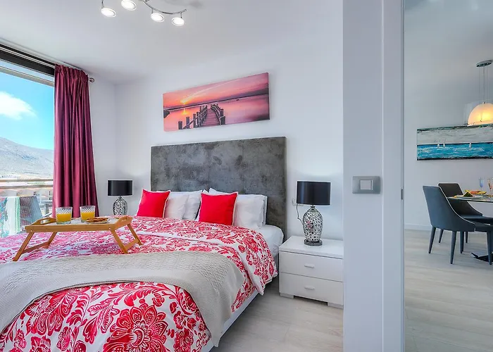 דירה Modern Cristianos Center לוס כריסטיאנוס