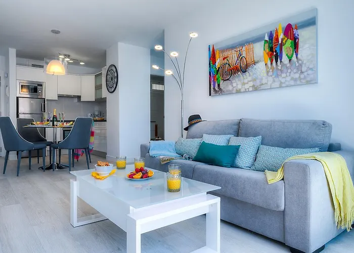 Modern Cristianos Center דירה *